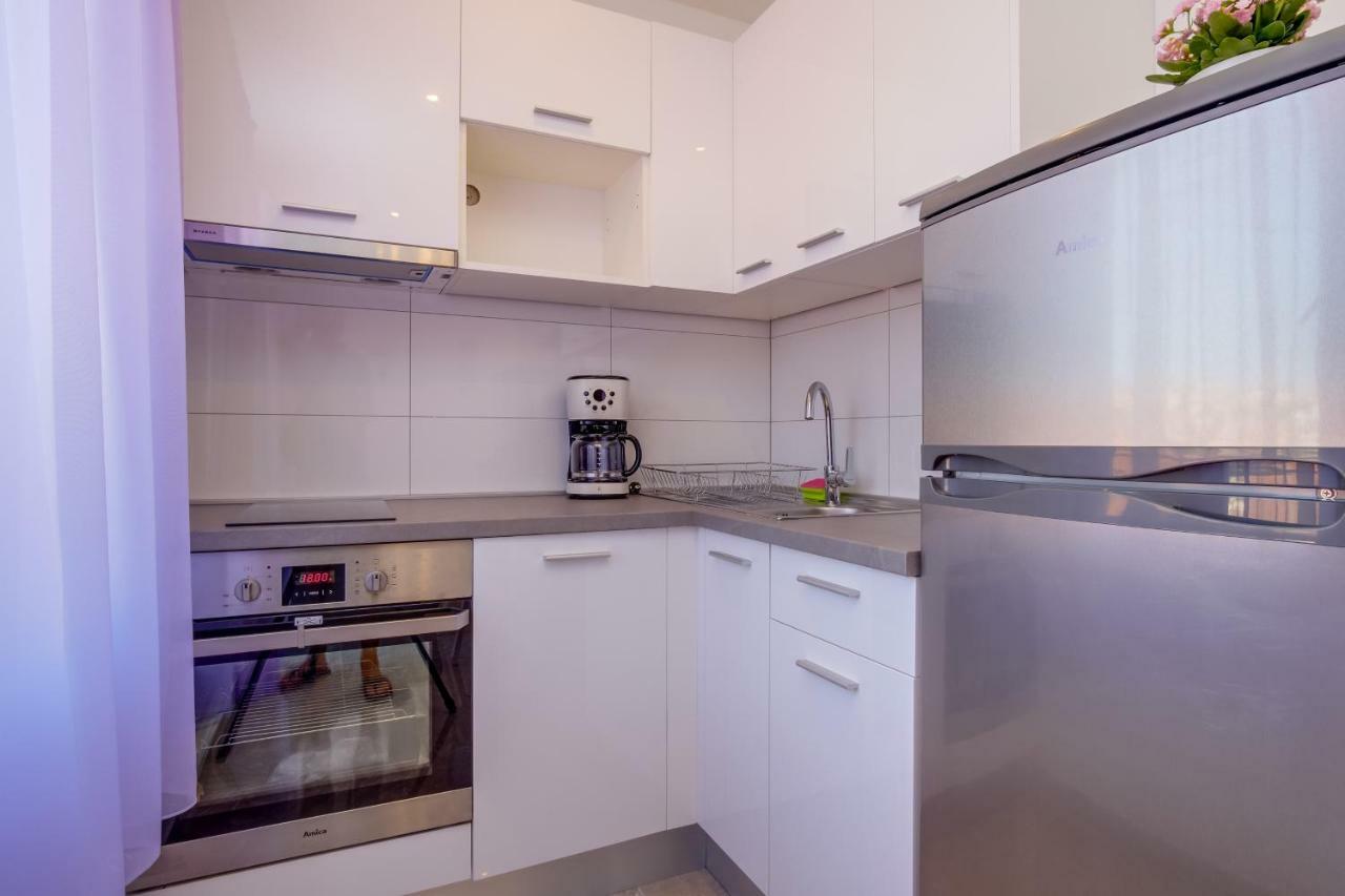 Apartmani Beatrice مالي لوشينغْ المظهر الخارجي الصورة