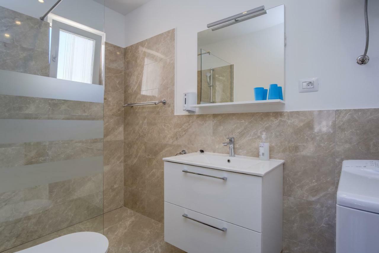 Apartmani Beatrice مالي لوشينغْ المظهر الخارجي الصورة